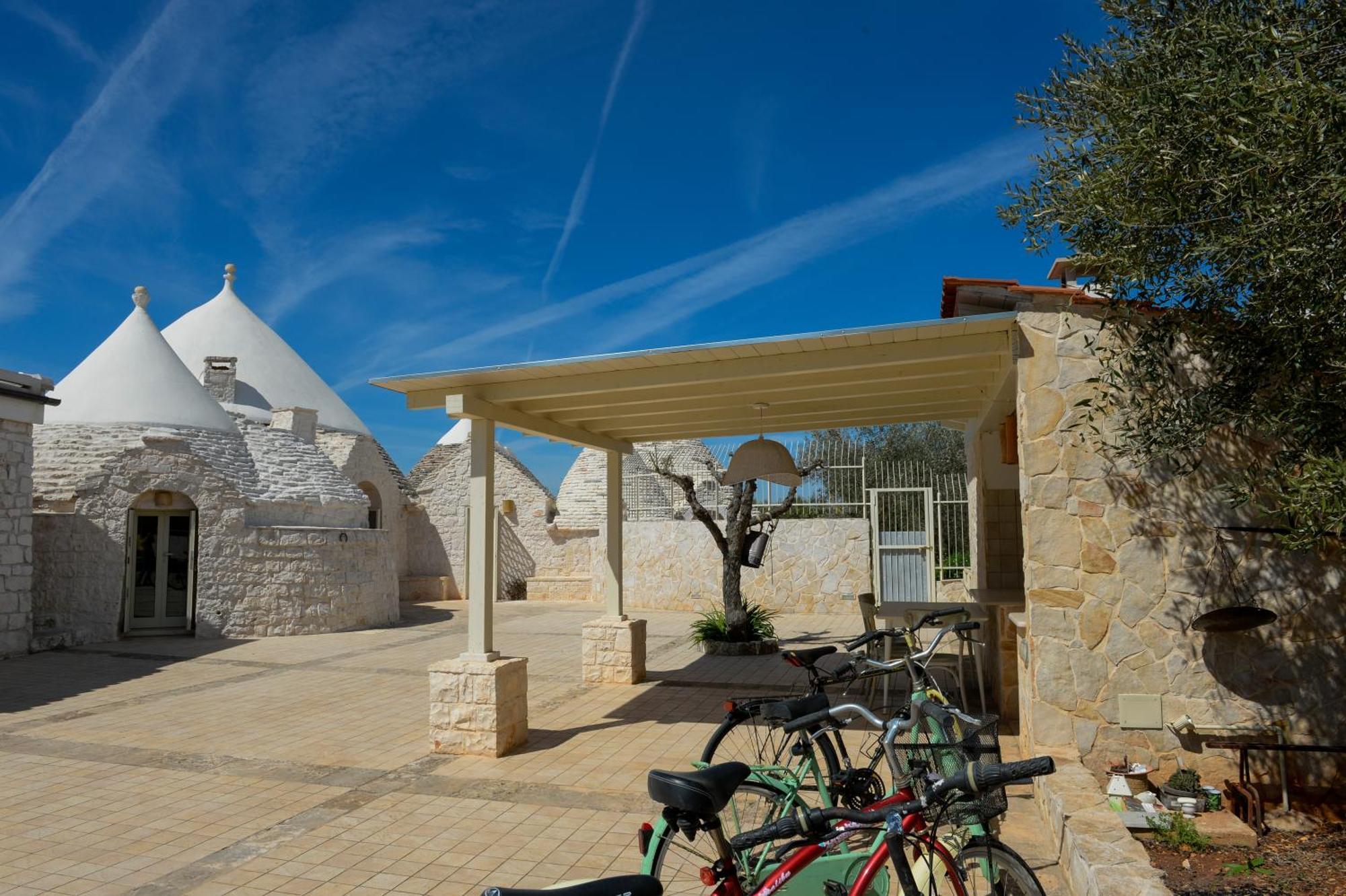 Trulli Lisanna - Exclusive Private Pool And Rooms Up To 10 People Antonelli Exterior foto