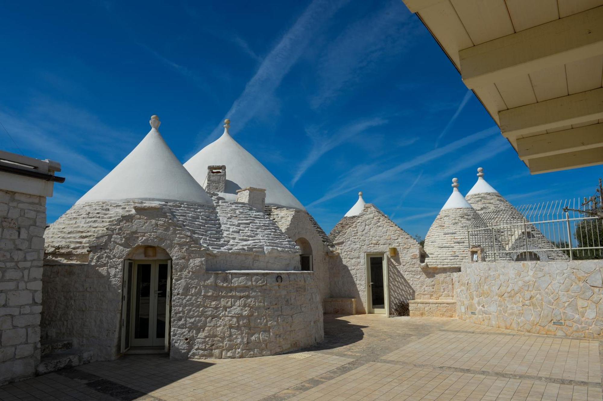 Trulli Lisanna - Exclusive Private Pool And Rooms Up To 10 People Antonelli Exterior foto